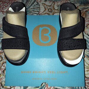 Bzees Dynasty Bright Black sandals. Size 10